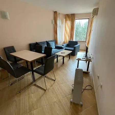 2 Bedroom Apartment In Central Sunny Beach Pool Appartement
